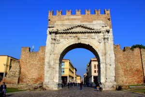 Arco di Augusto - Cosa vedere a RImini